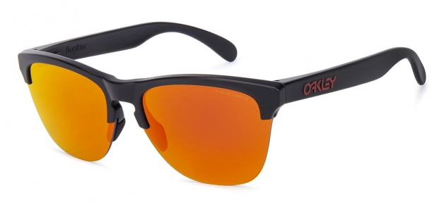 Oakley OO9374